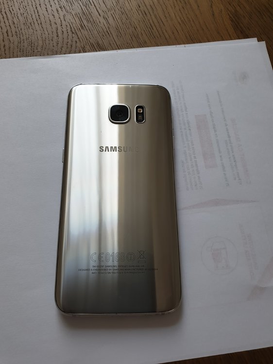 Samsung_S7Edge_2.jpg